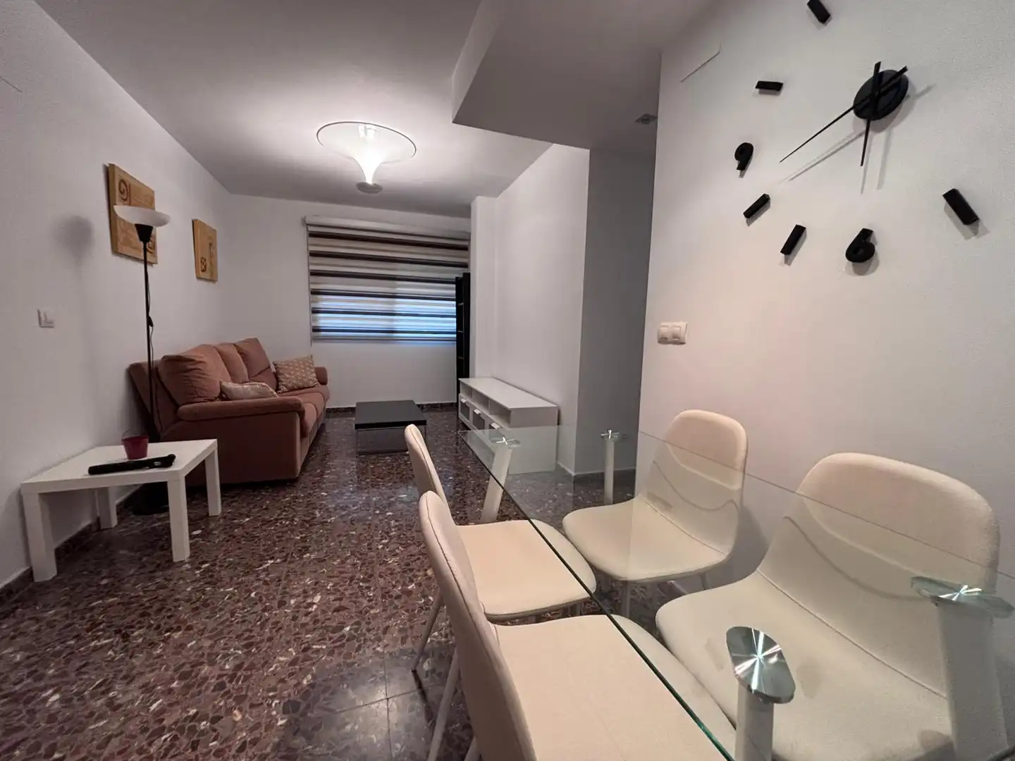 Living room of Flat for rent in Burjassot  with Air Conditioner and Furnished