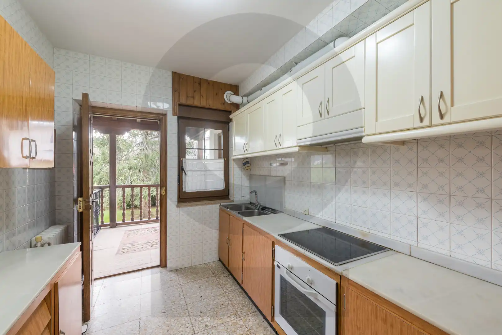 Cocina de Casa o chalet en venta en Ruente con Calefacción, Jardín privado y Parquet