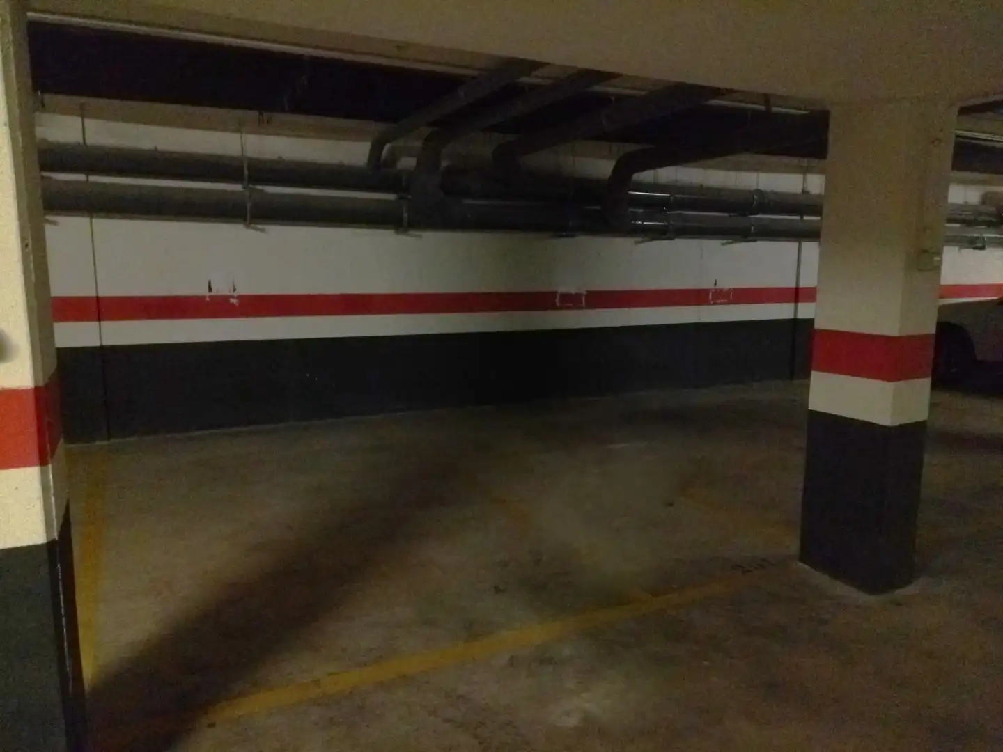 Individual to rent in Rall 8