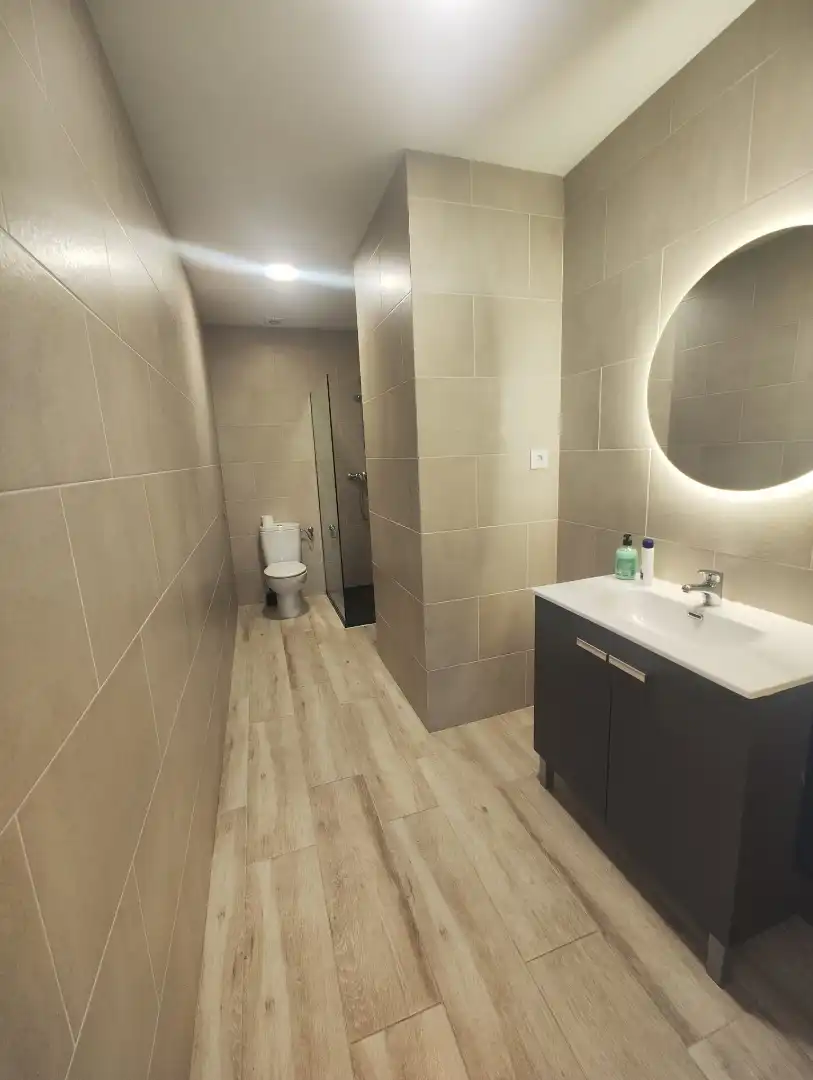 Bathroom of Flat for sale in Torelló
