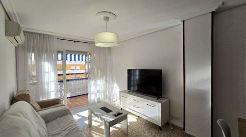 Foto 2 de Pis de lloguer a Urbión, El Plantinar – Avda. La Paz - El Juncal, Sevilla Capital