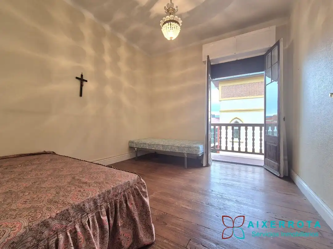 Bedroom of Flat for sale in Getxo   with Heating and Storage room