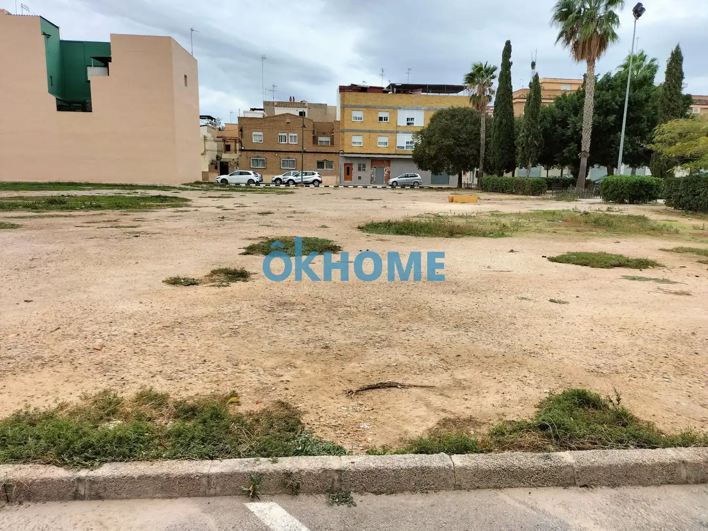 Terrenys i solars en venda a Calle de Vicente Aleixandre