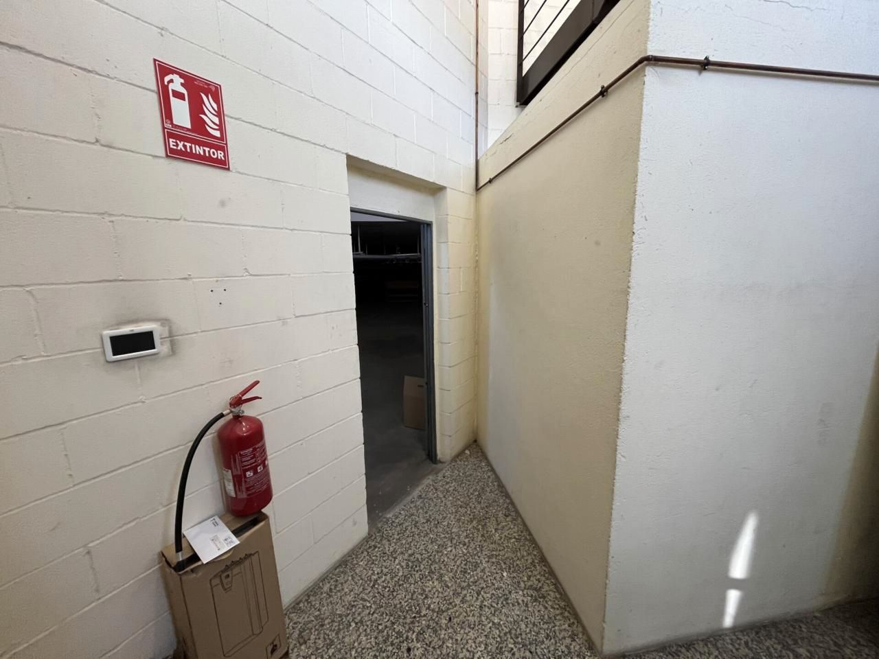 Nau industrial en venda en Sabadell amb Calefacció i Alarma
