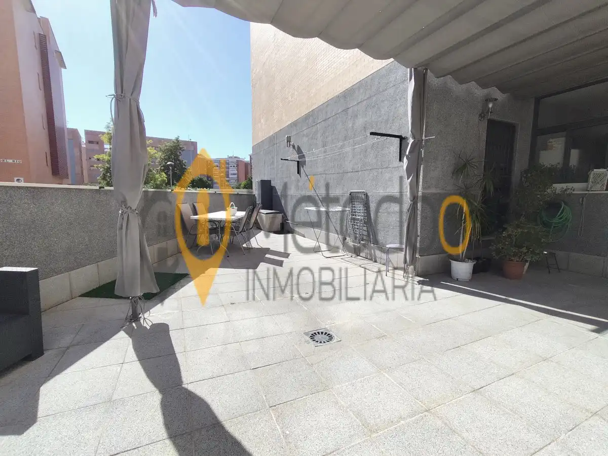 Terraza de Piso en venta en Sevilla con Aire acondicionado, Calefacción y Jardín privado