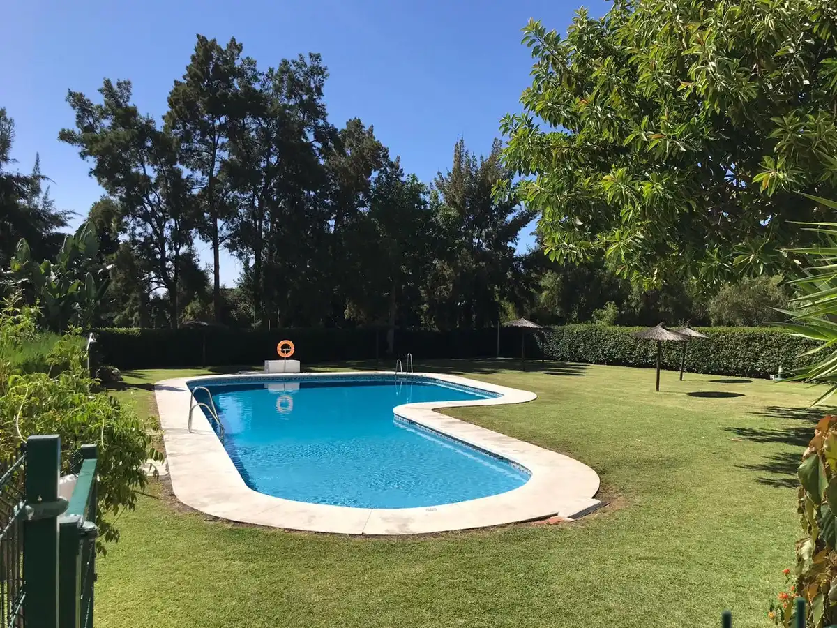 Apartment with pool for sale in La Quinta, imagen 2