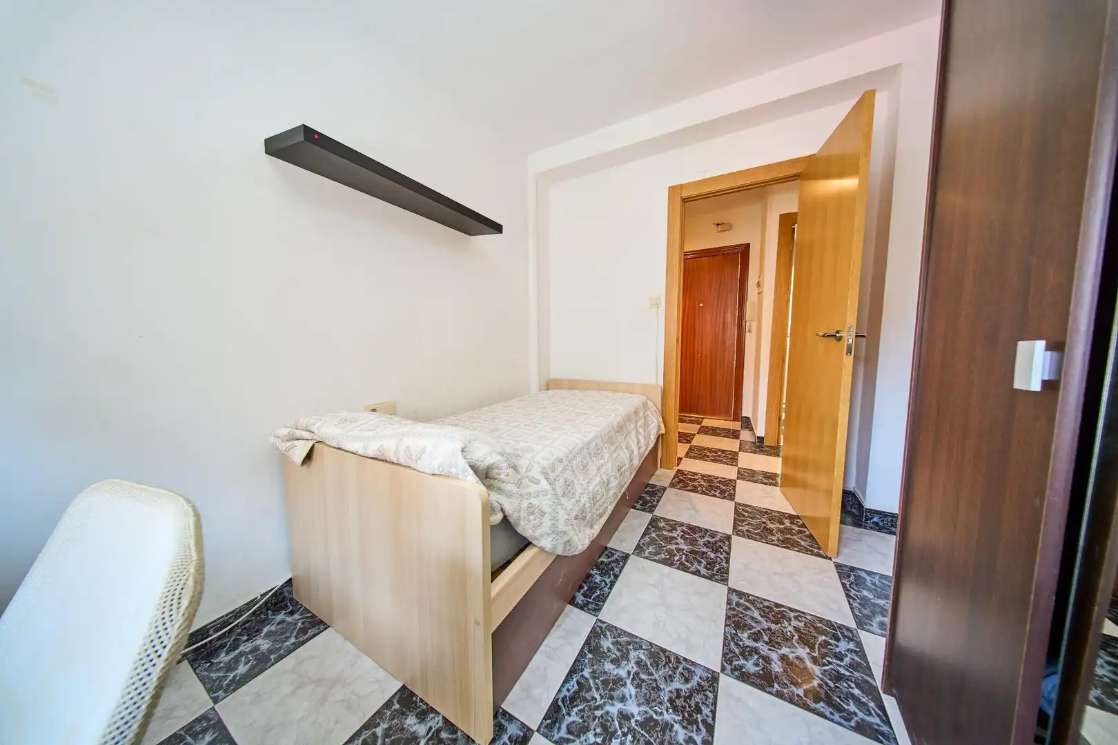 Schlafzimmer von Wohnung zur Miete in Granada