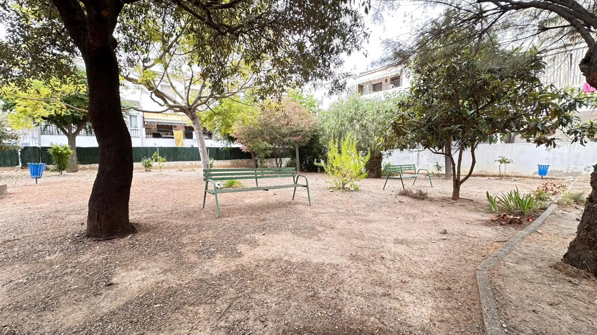 Jardín de Piso en venta en Olesa de Montserrat con Calefacción, Terraza y Horno
