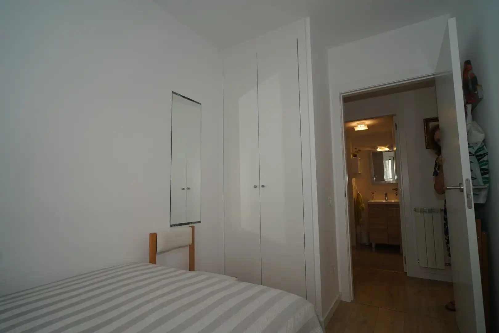 Schlafzimmer von Wohnung zur Miete in Santa Cruz de Bezana mit Parkett