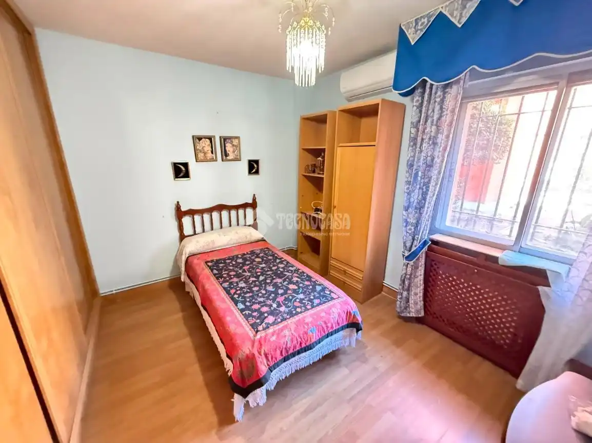 Bedroom of Flat for sale in Alcalá de Henares  with Air Conditioner and Heating
