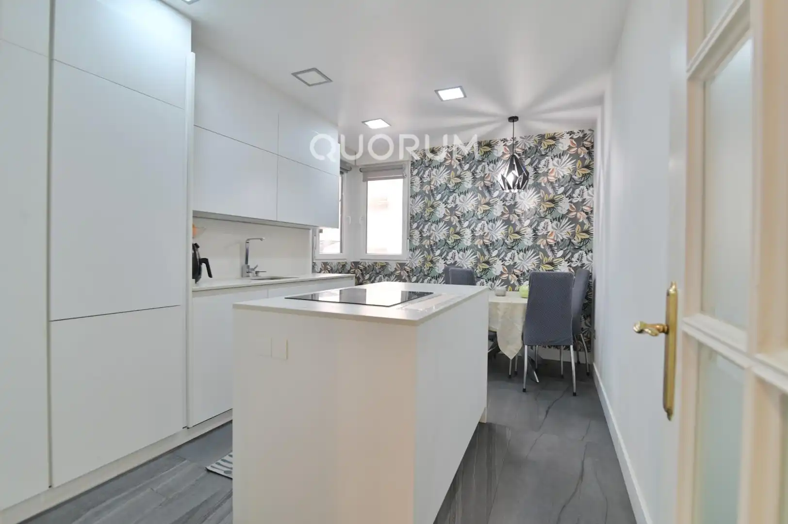 Cocina de Piso en venta en Bilbao  con Calefacción, Terraza y Amueblado