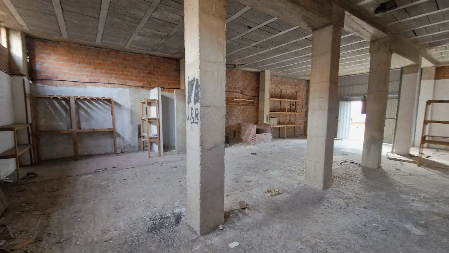 Commercial properties for sale in Torrelavega 
