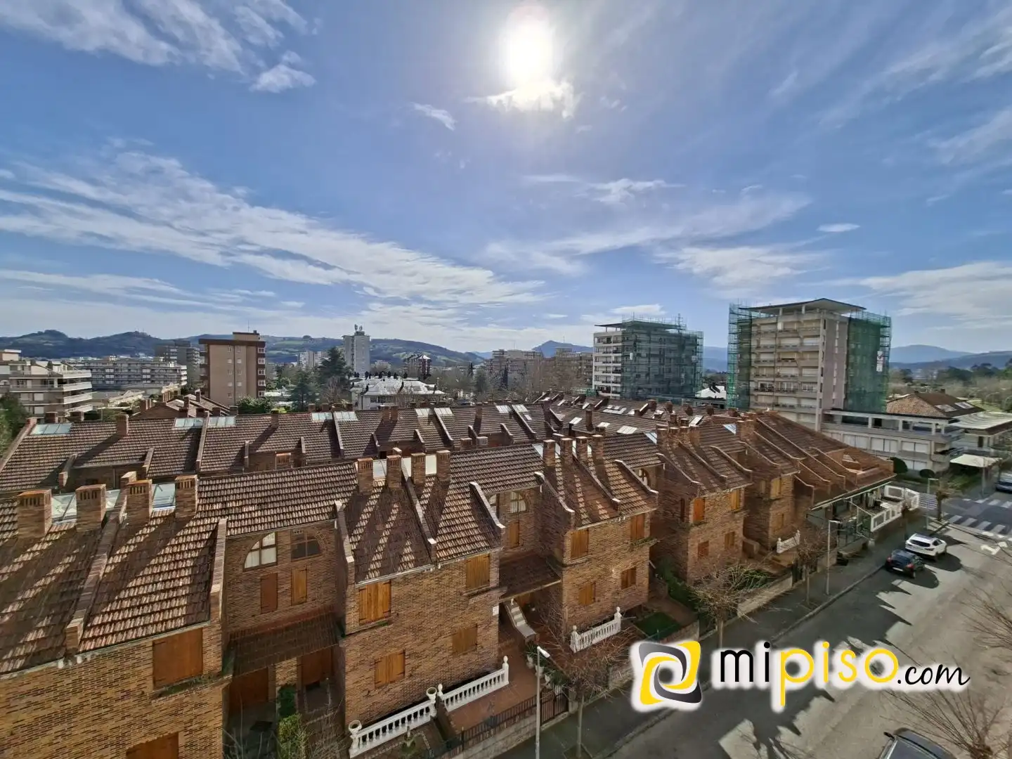 Vista exterior de Pis de lloguer en Laredo amb Calefacció i Moblat