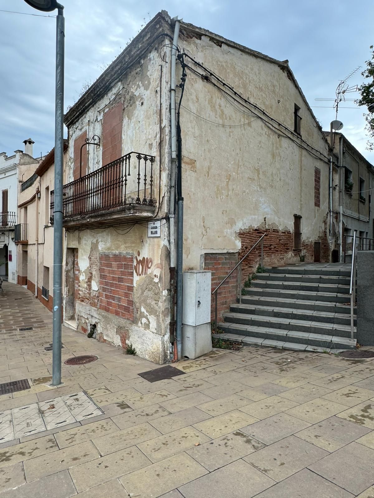 Vista exterior de Casa adosada en venta en La Roca del Vallès