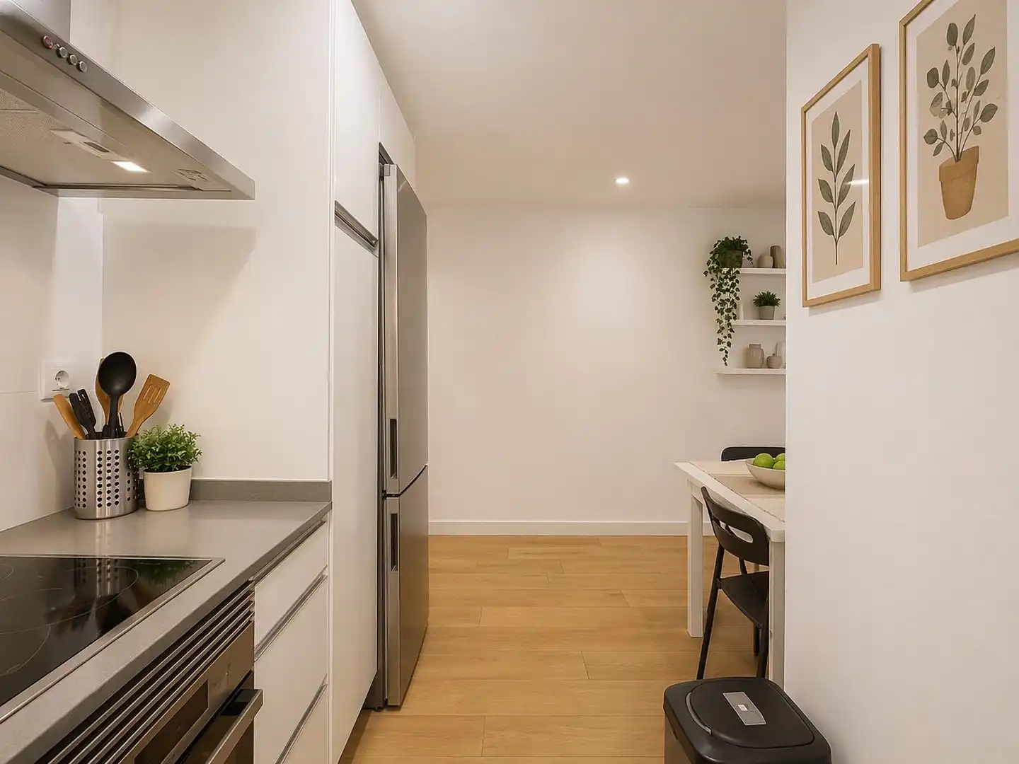 Küche von Wohnungen zum Verkauf in Barcelona mit Heizung, Parkett und Terrasse