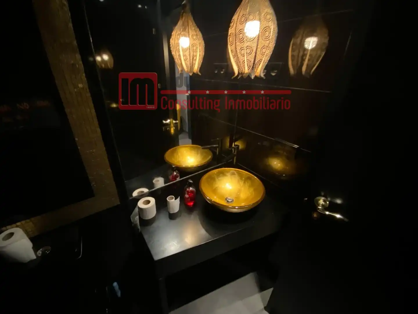 Badezimmer von Geschaftsraum zum Verkauf in Madrid