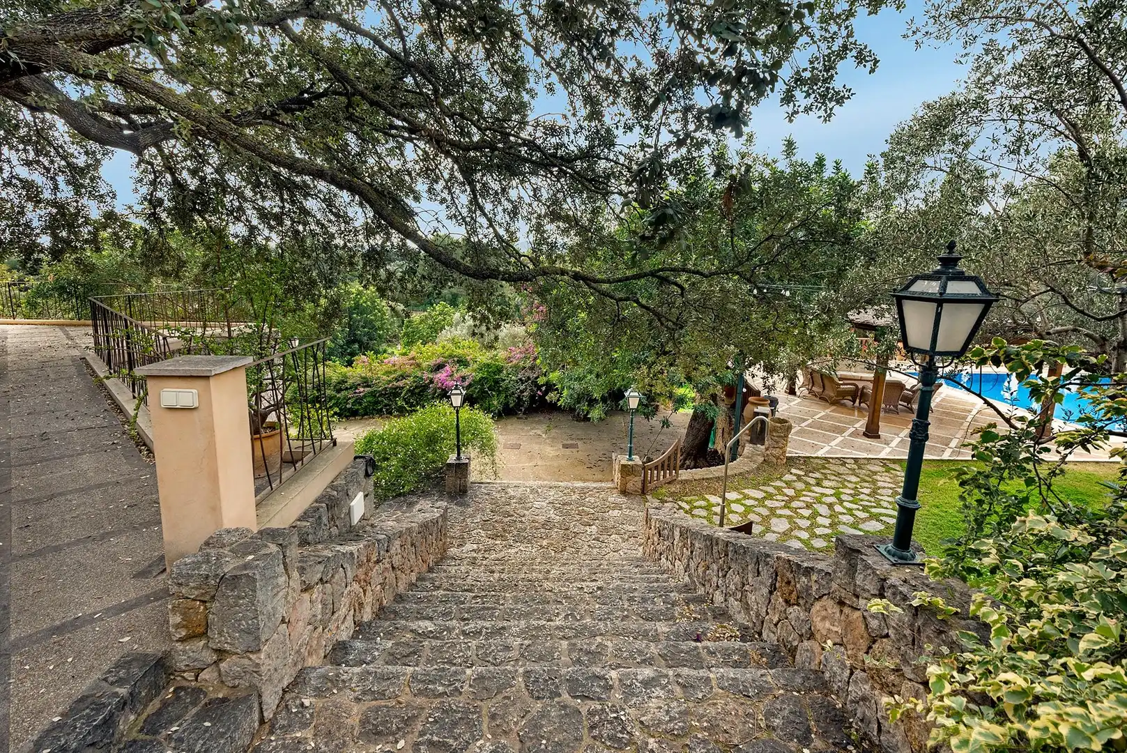 Terraza de Finca rústica de alquiler en  Palma de Mallorca con Aire acondicionado, Calefacción y Jardín privado