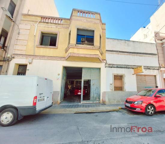 Casa-chalet en Venta en Ensanche - Parque del Oeste