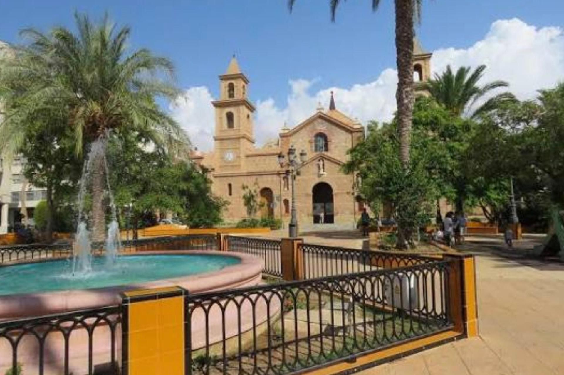 Vista exterior de Pis en venda en Torrevieja