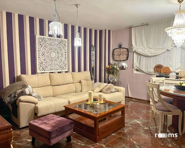 Piso en Venta en Calle Fuente del Alamillo en Valdeastillas - Fuentezuelas