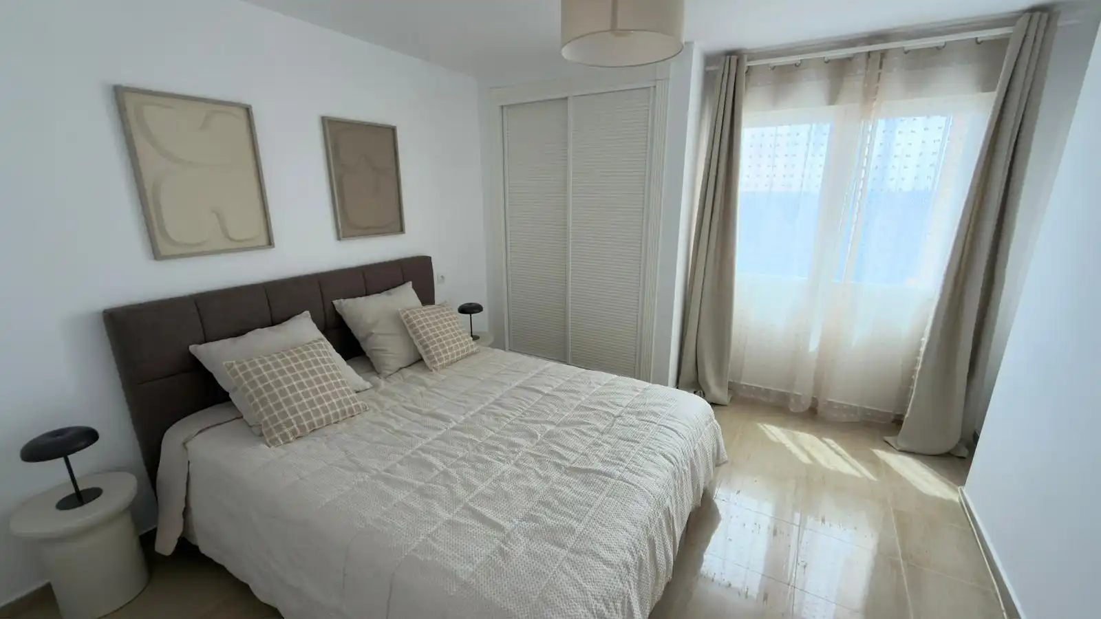 Schlafzimmer von Wohnung zum Verkauf in Benidorm mit Klimaanlage, Heizung und Terrasse