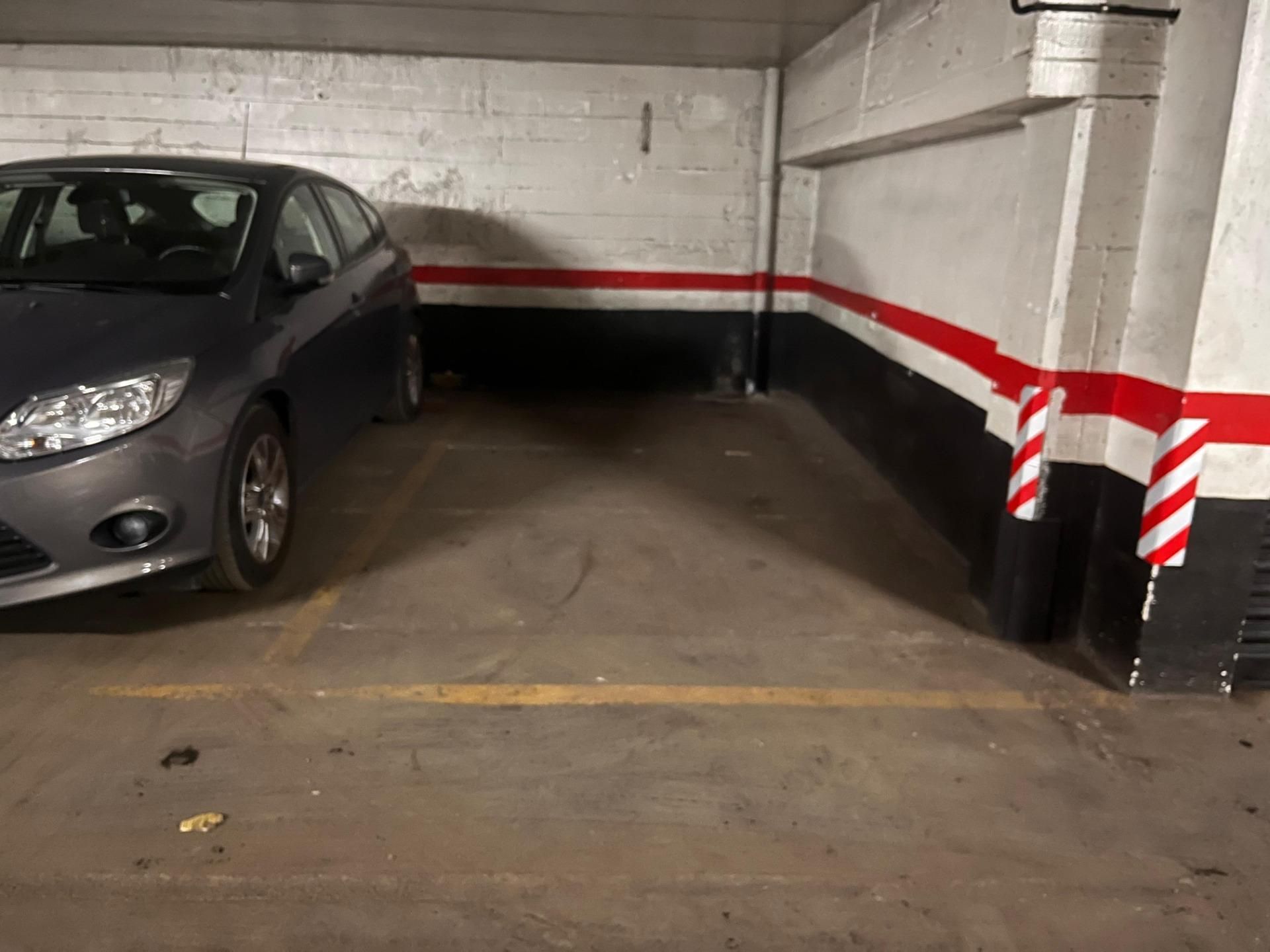 Parking of Garage to rent in Basauri 