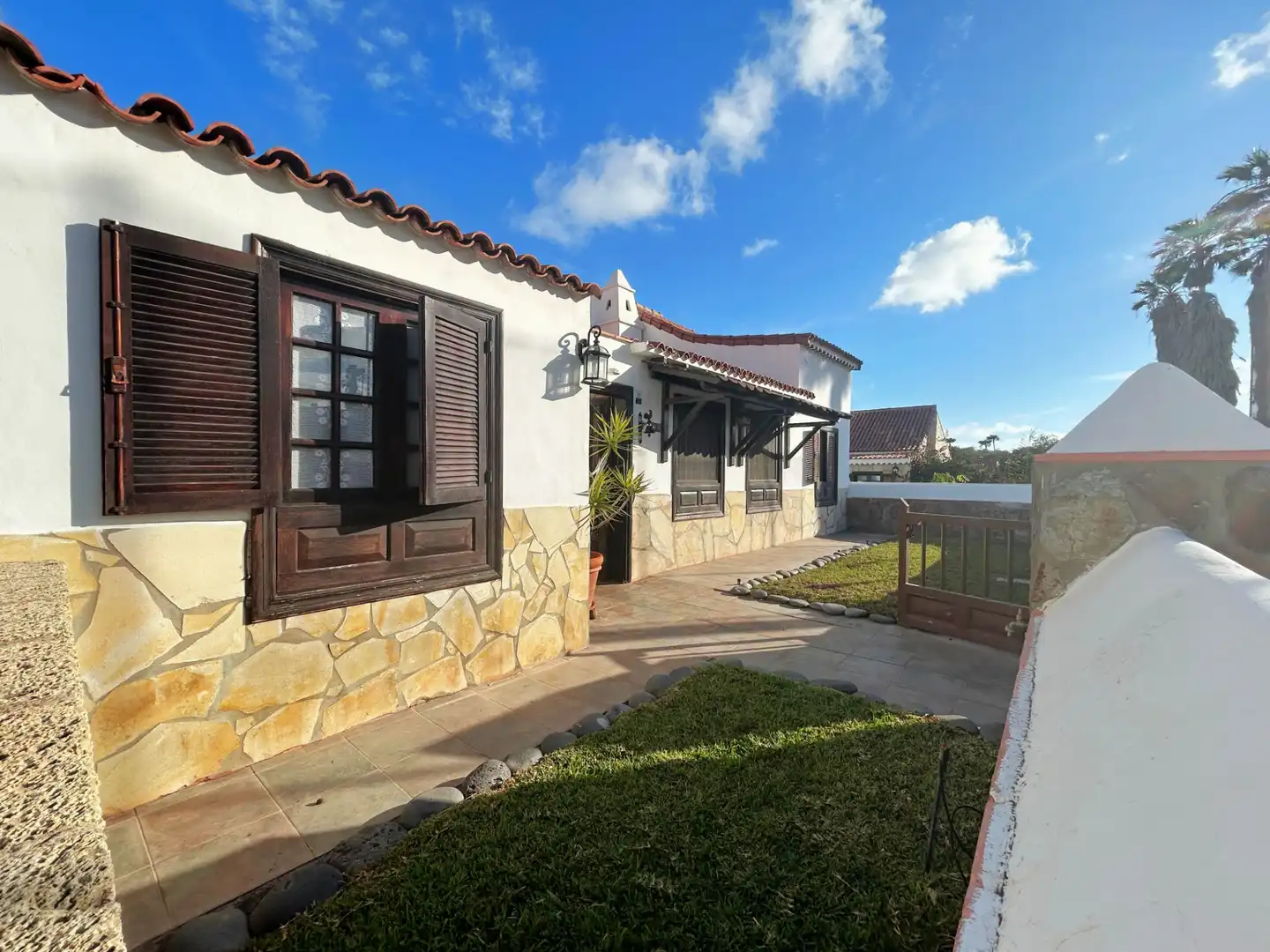 Exterior view of Detached homes for sale in San Miguel de Abona  with Private garden, Terrace and Furnished