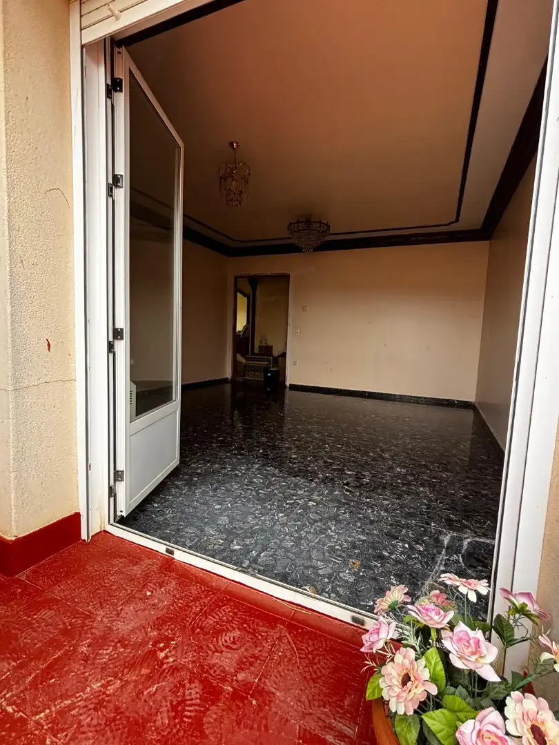 Wohnung zum Verkauf in Quintanar del Rey mit Klimaanlage, Heizung und Terrasse