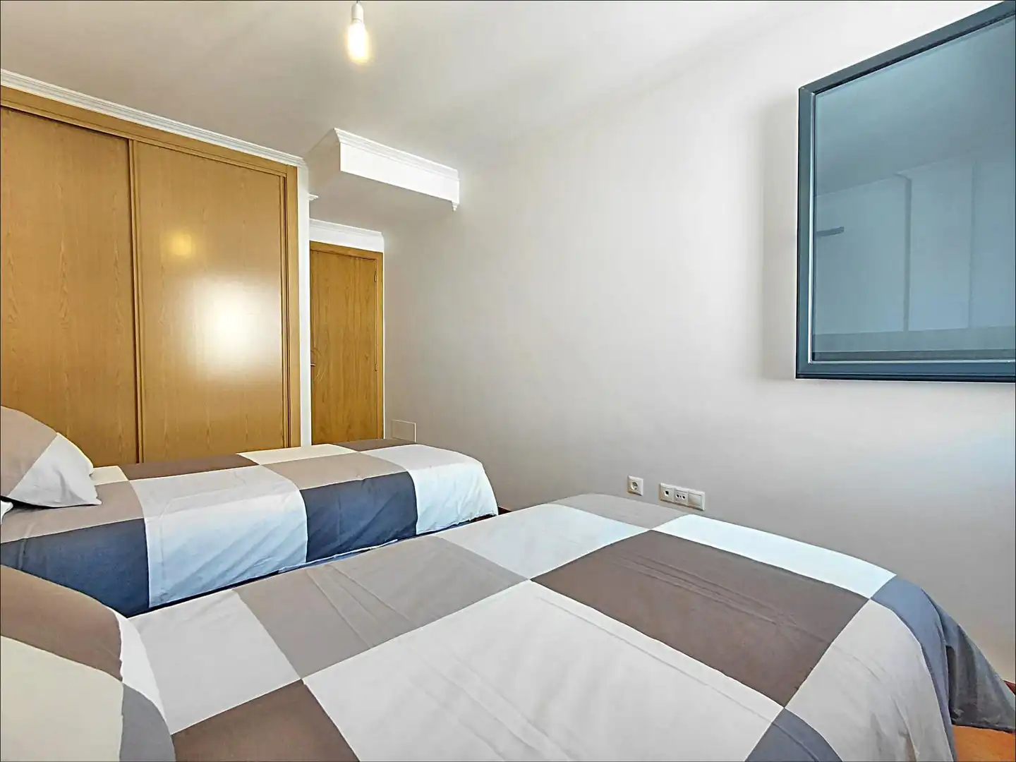 Habitación de Piso en venta en Rianxo con Terraza y Amueblado