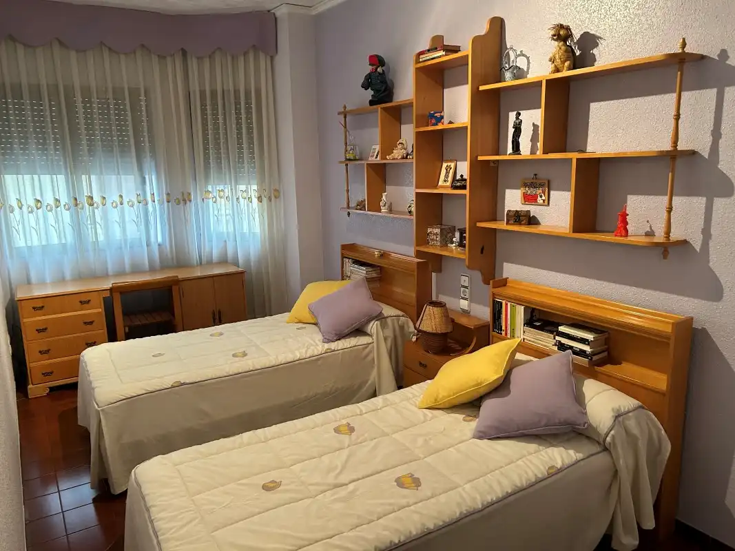 Bedroom of Houses for sale in L'Alqueria de la Comtessa  with Air Conditioner, Terrace and Furnished