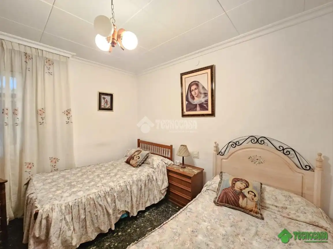 Dormitori de Casa adosada en venda en Balazote