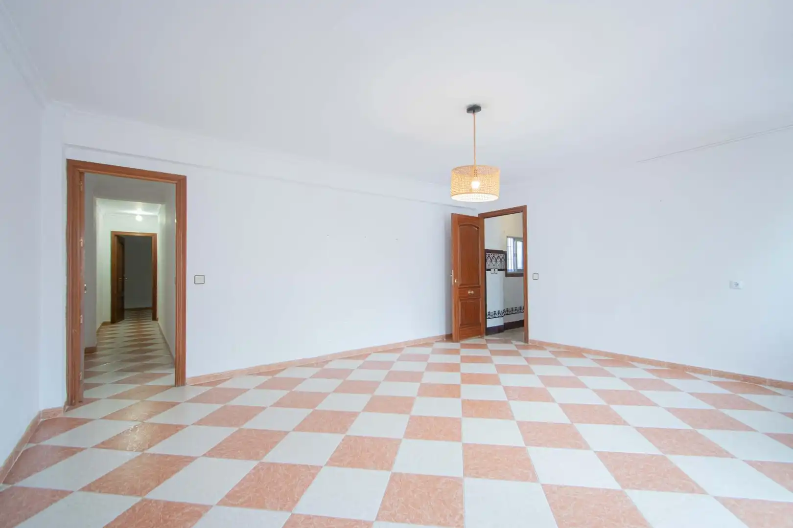 Casa adosada en venta en Sevilla con Aire acondicionado y Balcón