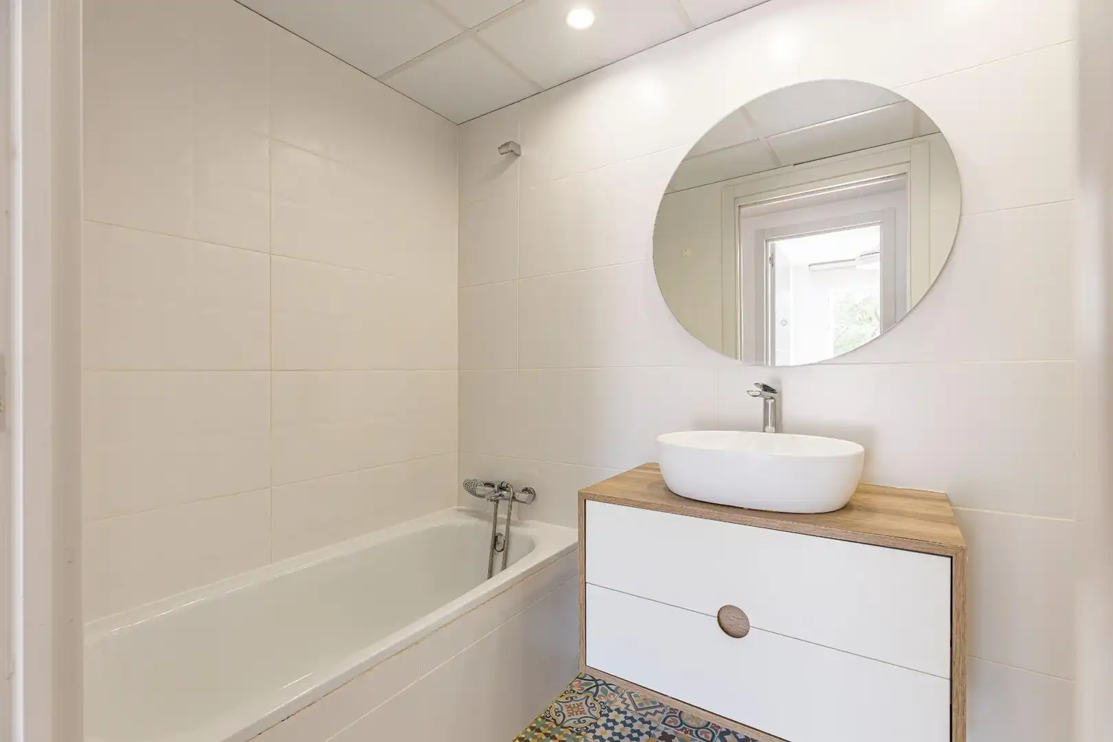 Baño de Piso de alquiler en Murcia con Aire acondicionado y Terraza