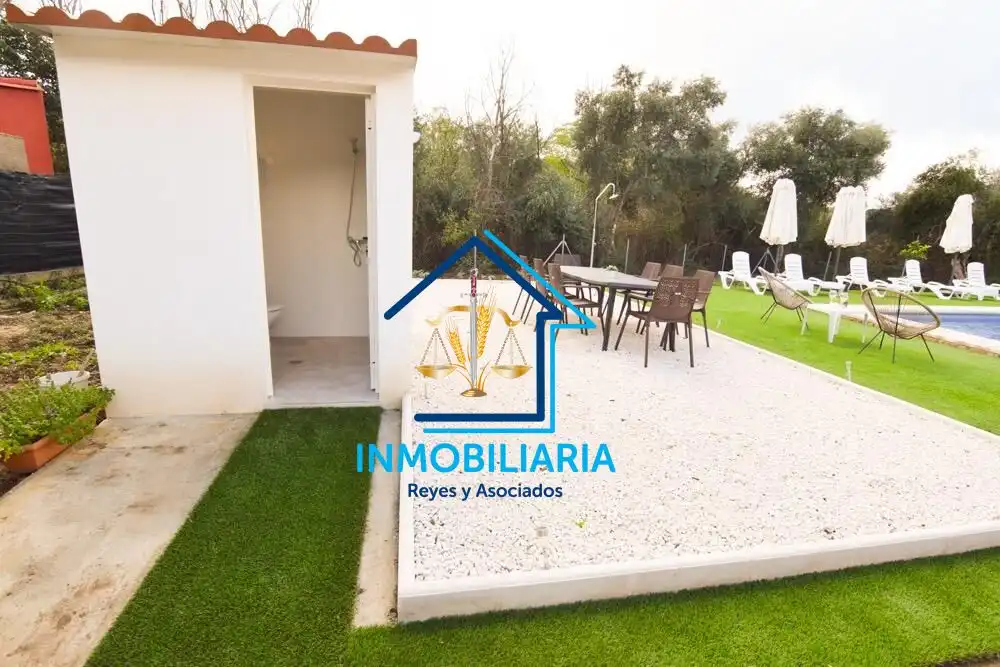 Jardí de Casa o xalet en venda en Córdoba amb Aire condicionat, Terrassa i Piscina
