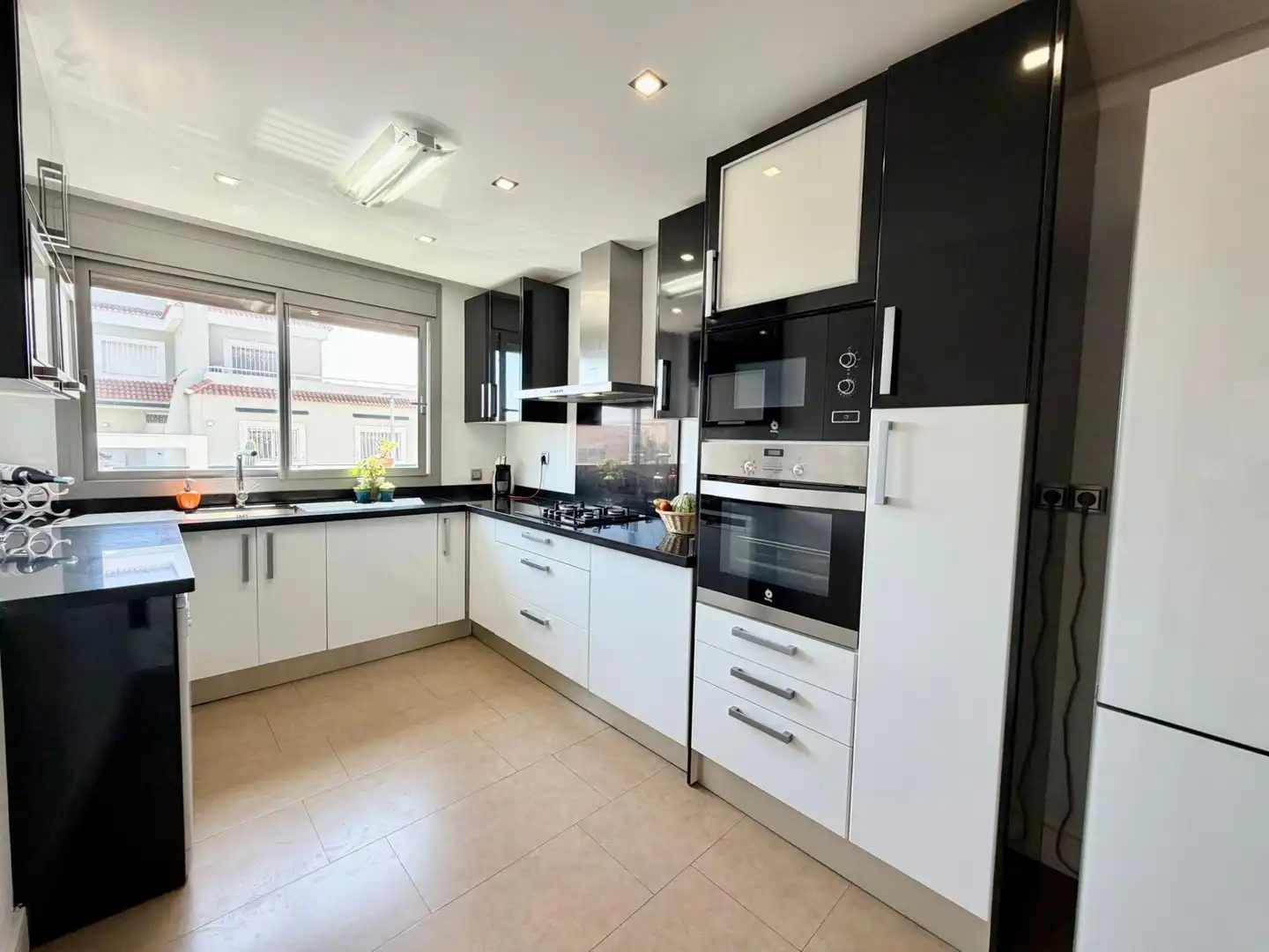 Cocina de Casa o chalet en venta en Almería con Trastero y Piscina