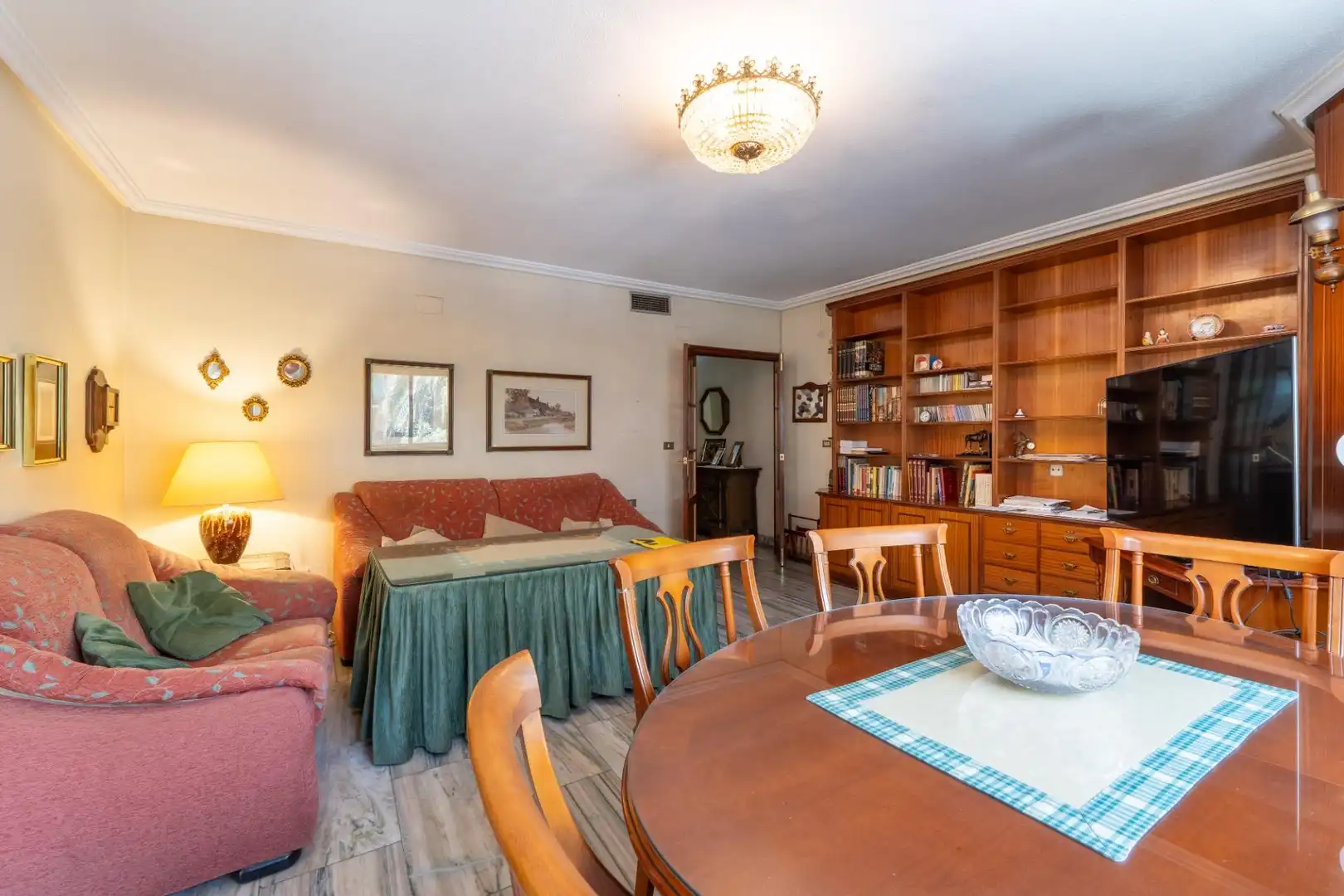Sala d'estar de Pis en venda en Córdoba amb Aire condicionat, Calefacció i Terrassa