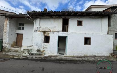 Exterior view of Single-family semi-detached for sale in Sariego