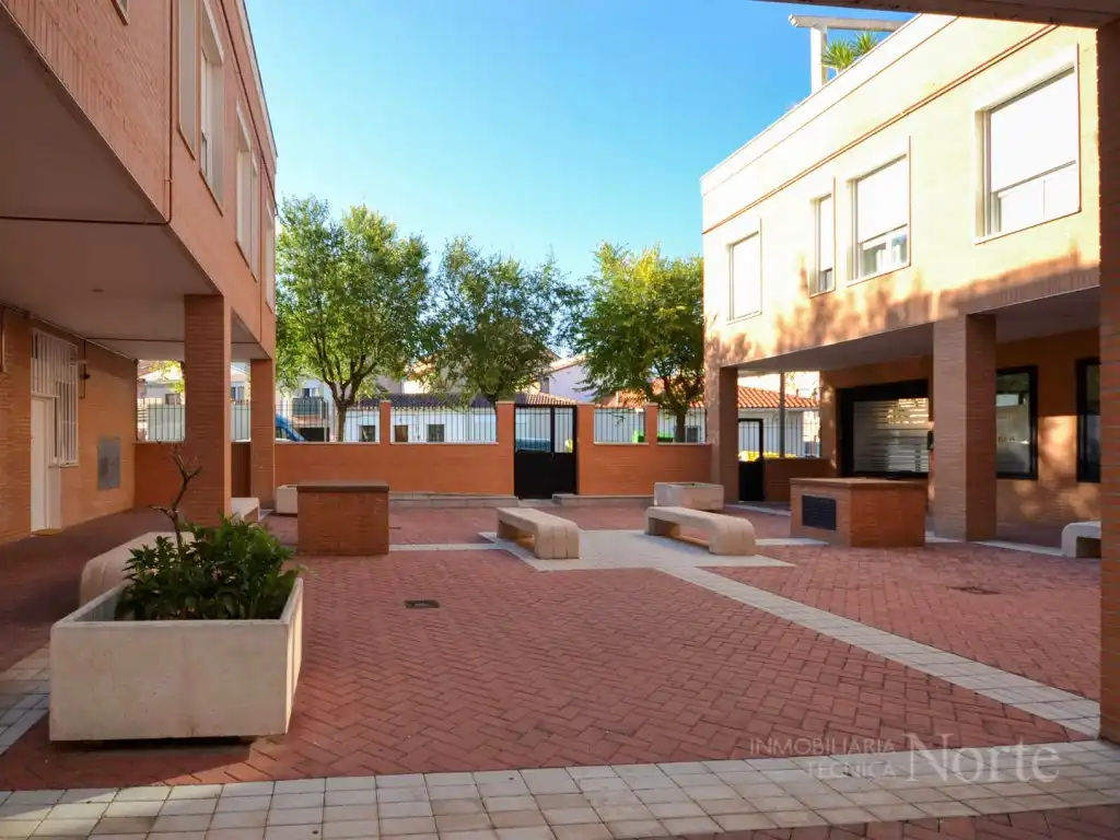 Exterior view of Flat for sale in Algete Centro