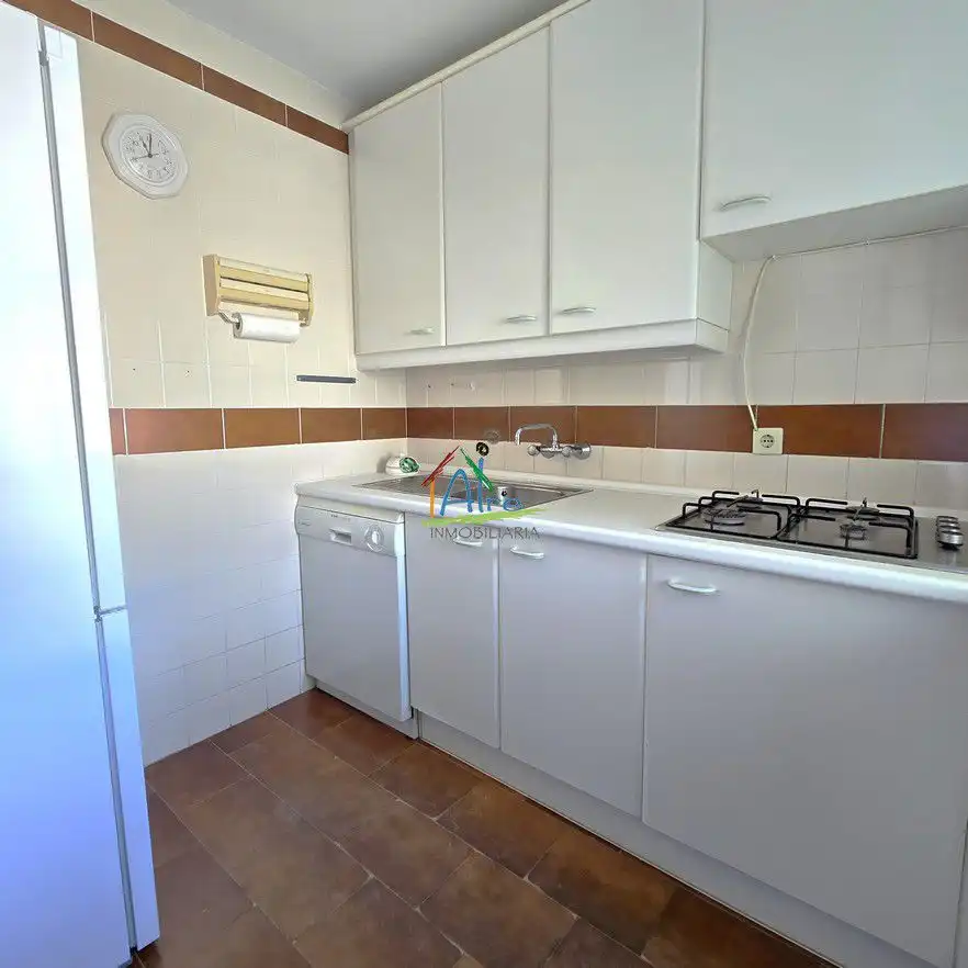 Küche von Wohnung zum Verkauf in Almonte mit Klimaanlage, Terrasse und Gemeinschaftspool