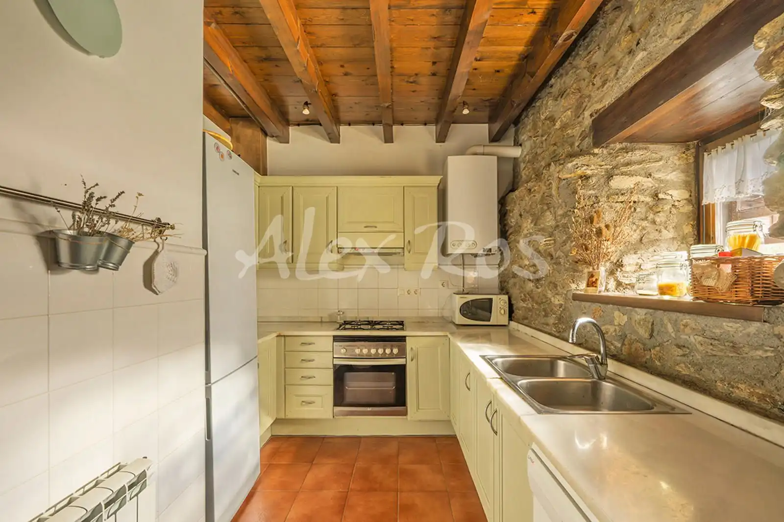 Cocina de Casa o chalet en venta en Fontanals de Cerdanya con Piscina y Piscina comunitaria