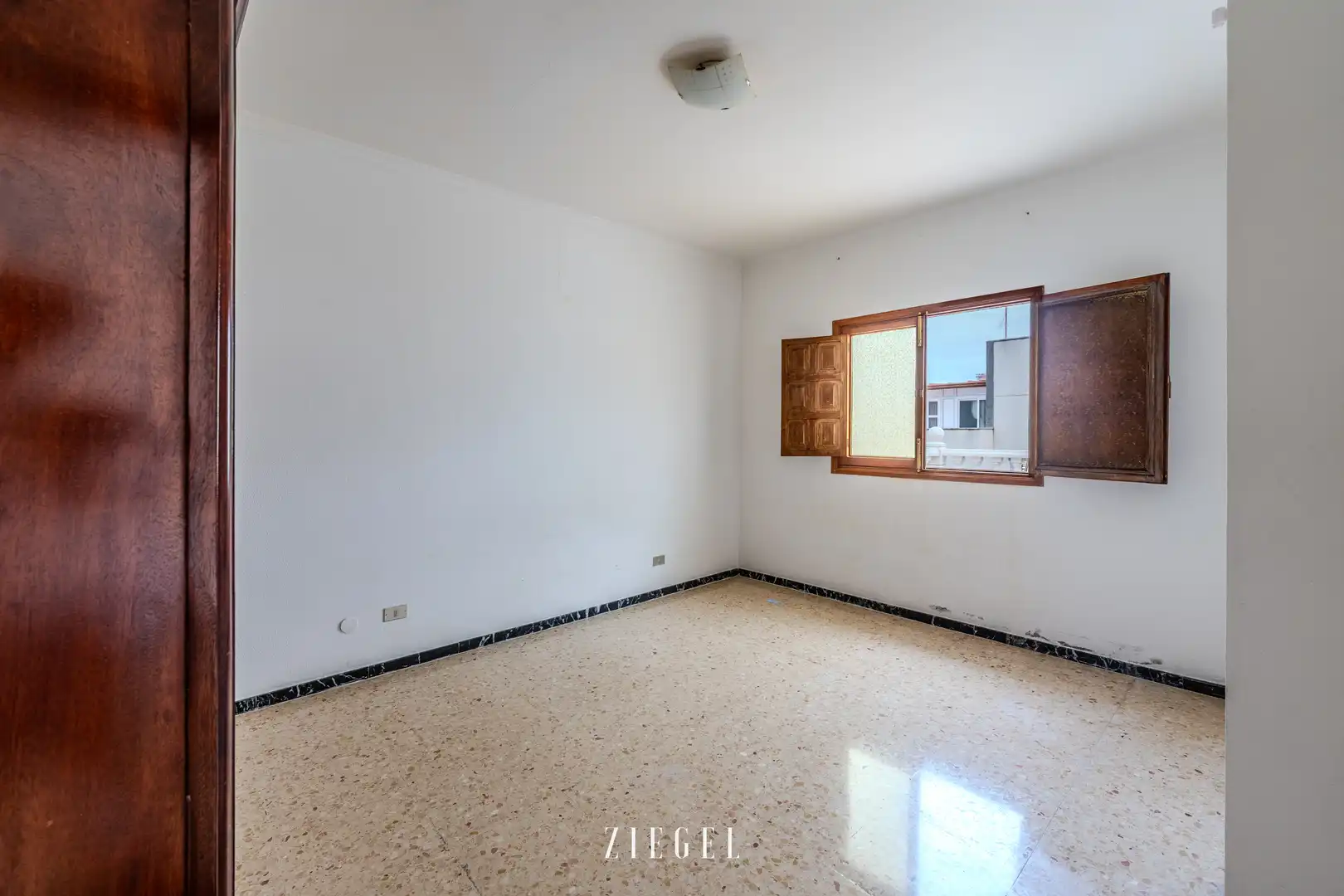 Sala de estar de Casa o chalet en venta en Las Palmas de Gran Canaria con Terraza, Trastero y Balcón