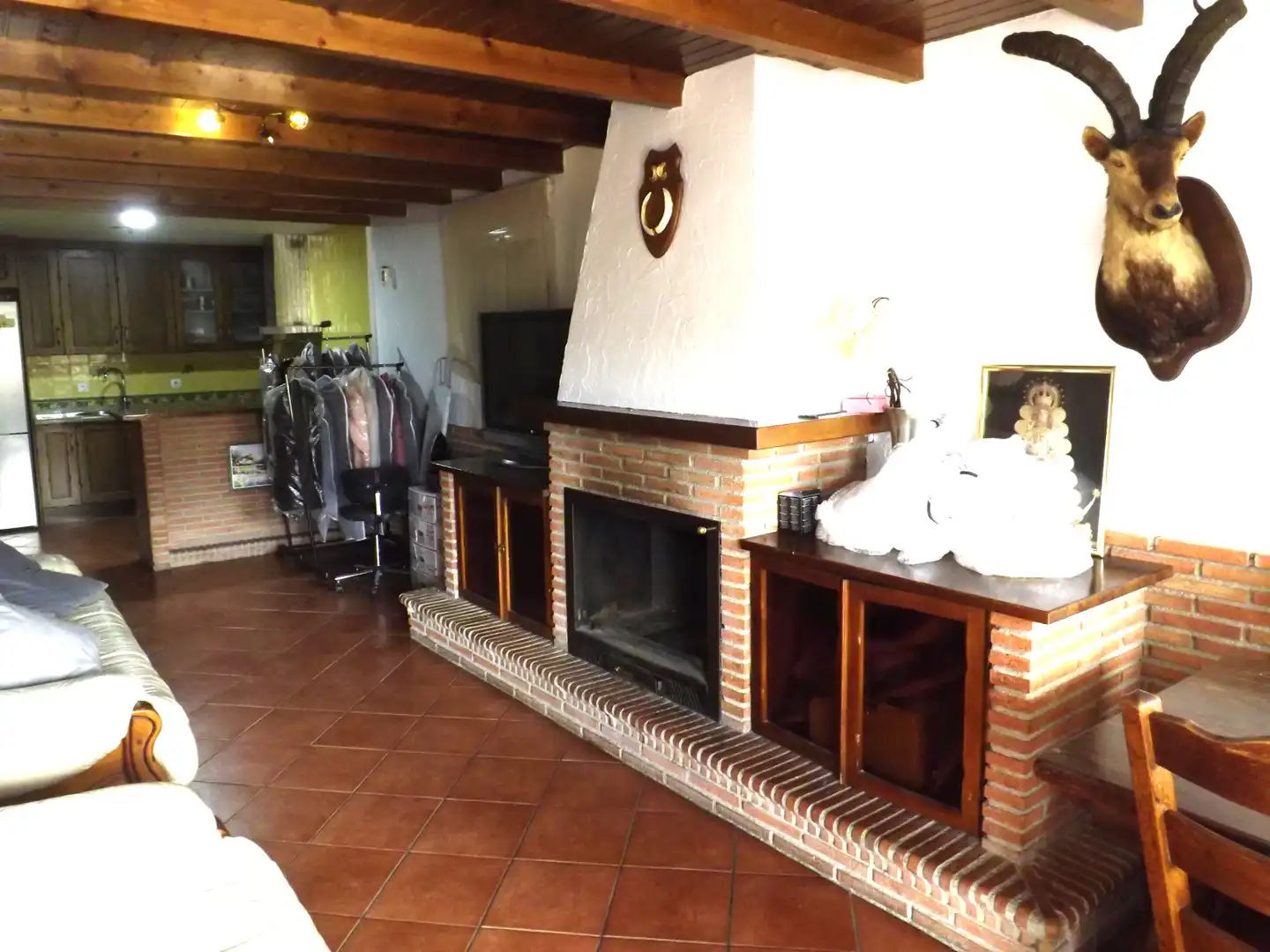Sala d'estar de Casa o xalet en venda en Albolote amb Aire condicionat, Calefacció i Jardí privat