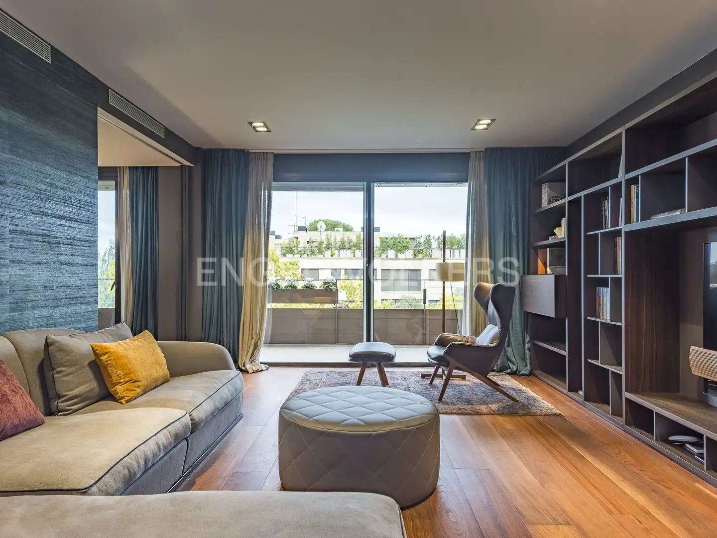 Sala de estar de Piso en venta en Barcelona con Aire acondicionado, Calefacción y Parquet