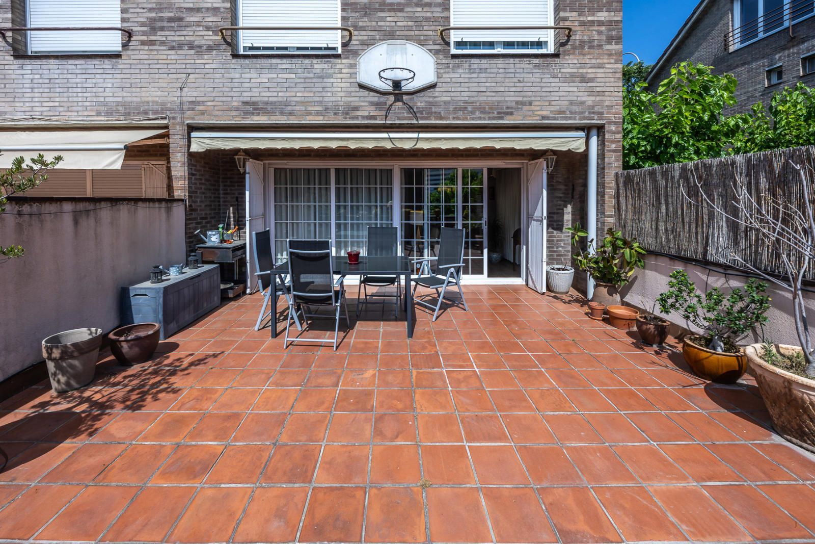 Single-family semi-detached for sale in Hostafrancs