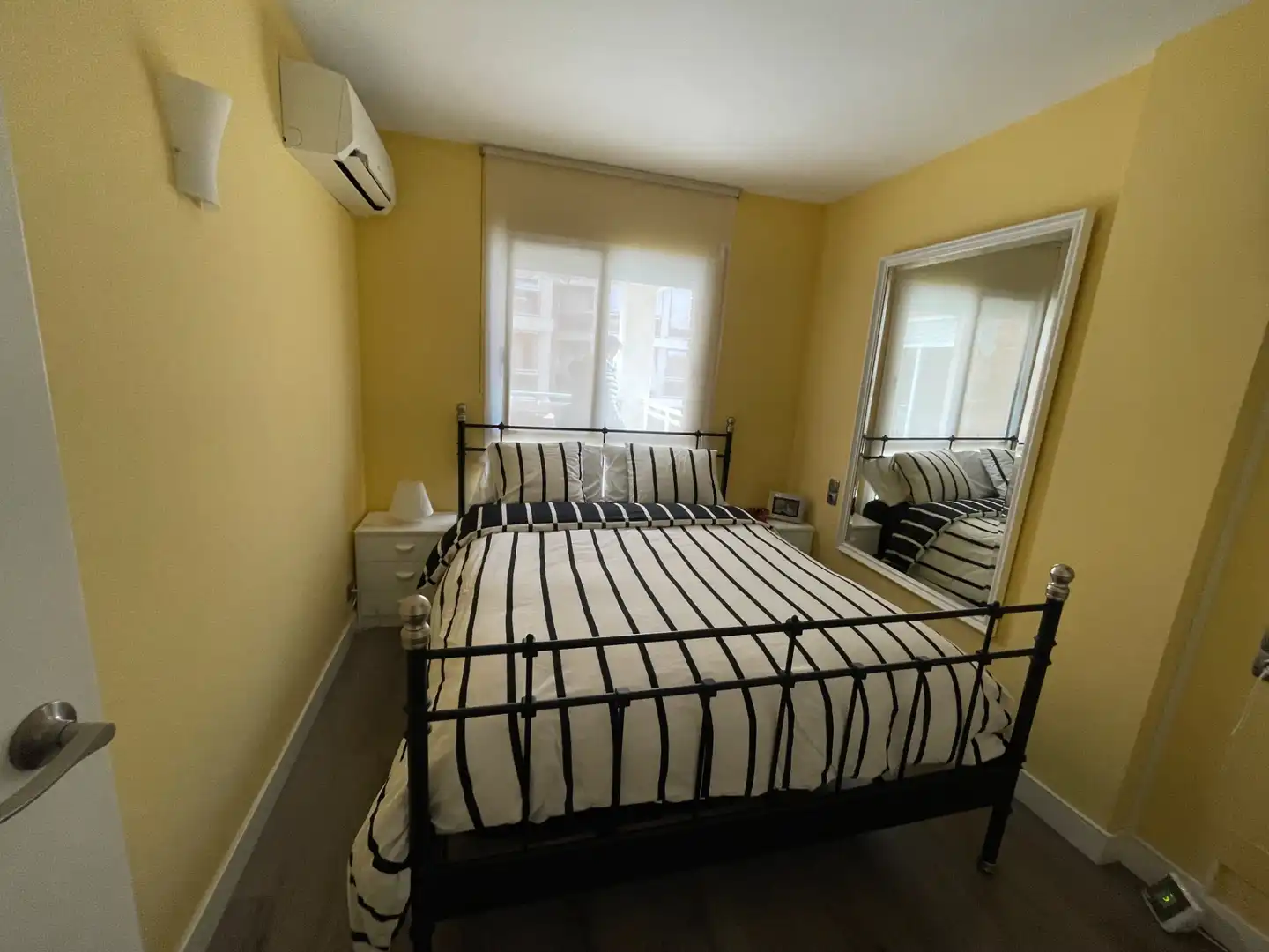 Dormitori de Apartament en venda en Vinyols i els Arcs amb Terrassa, Moblat i Forn