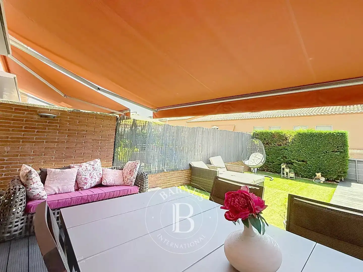 Terrasse von Einfamilien-Reihenhaus zum Verkauf in Calella mit Klimaanlage, Heizung und Terrasse
