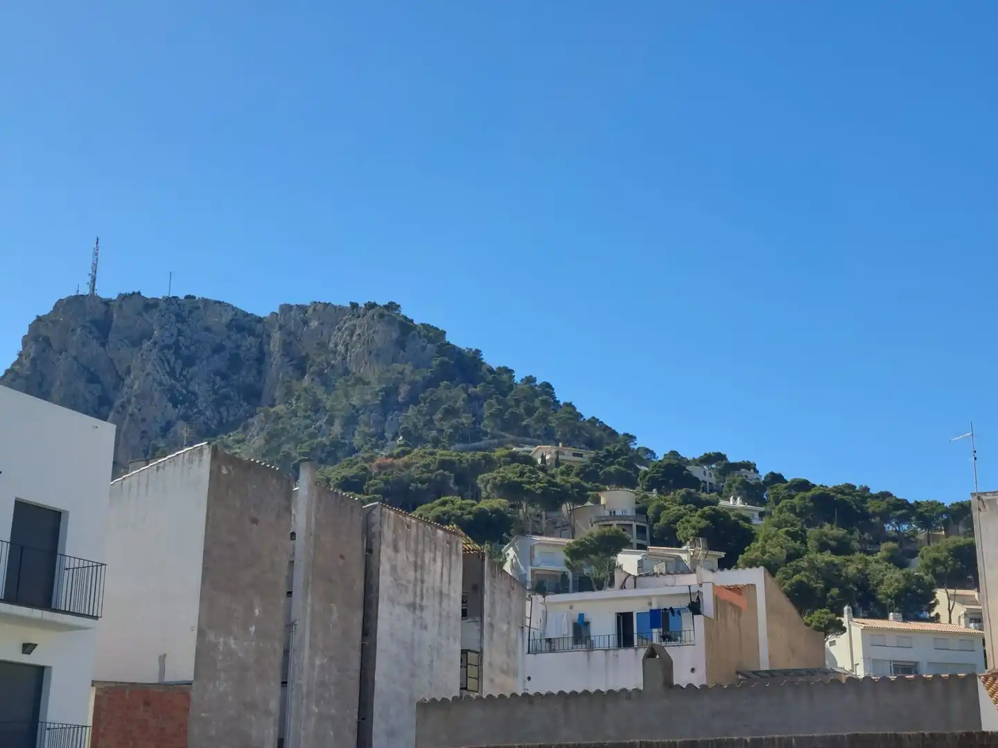Vista exterior de Apartamento en venta en L'Estartit con Aire acondicionado, Calefacción y Terraza