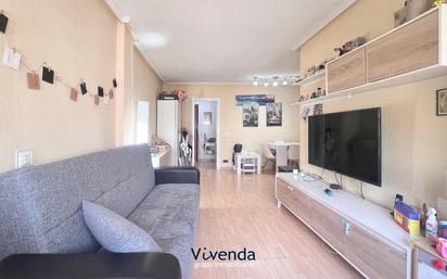 Living room of Flat for sale in Fuenlabrada