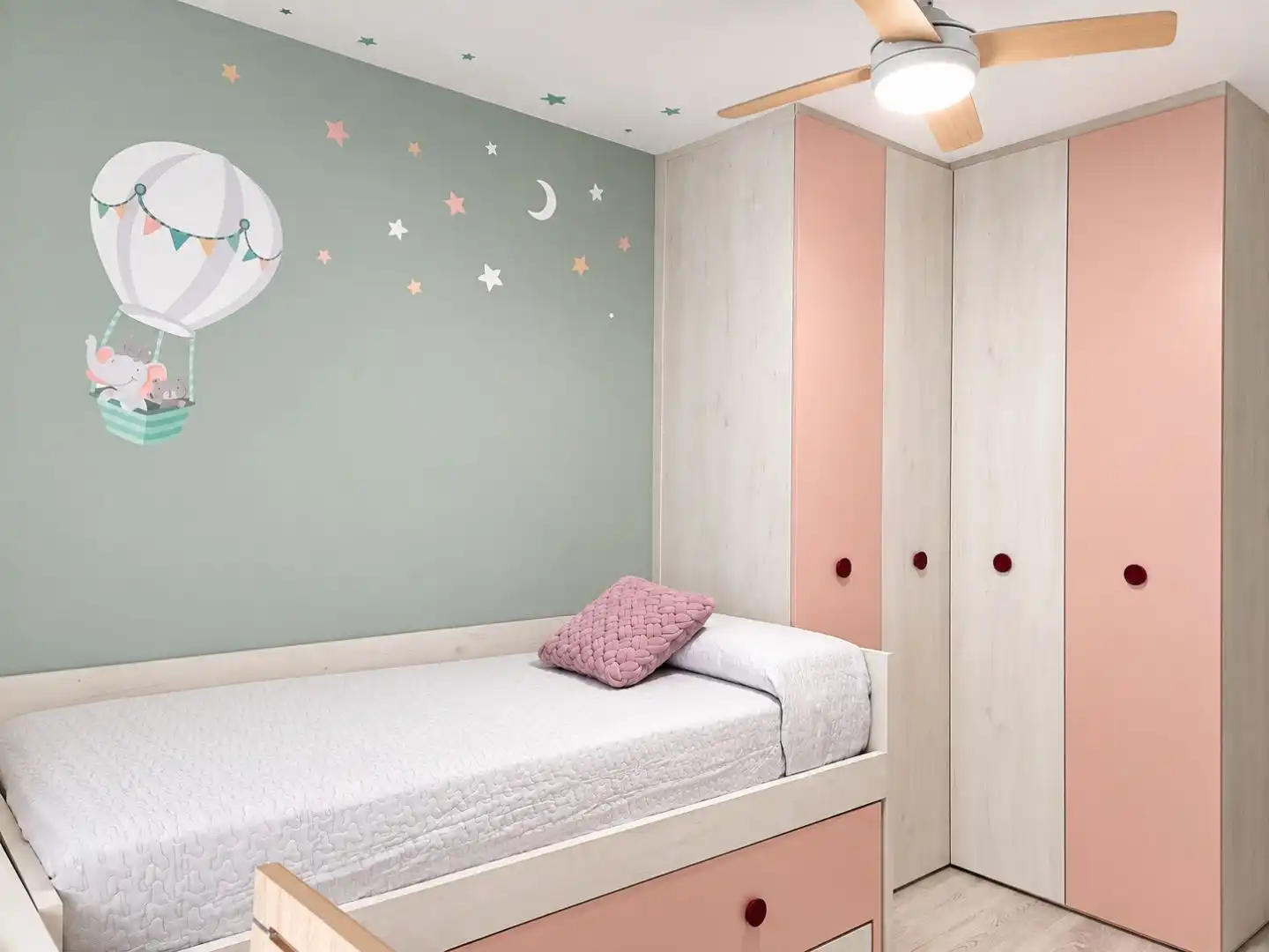 Habitación de Piso en venta en Andújar con Aire acondicionado y Balcón