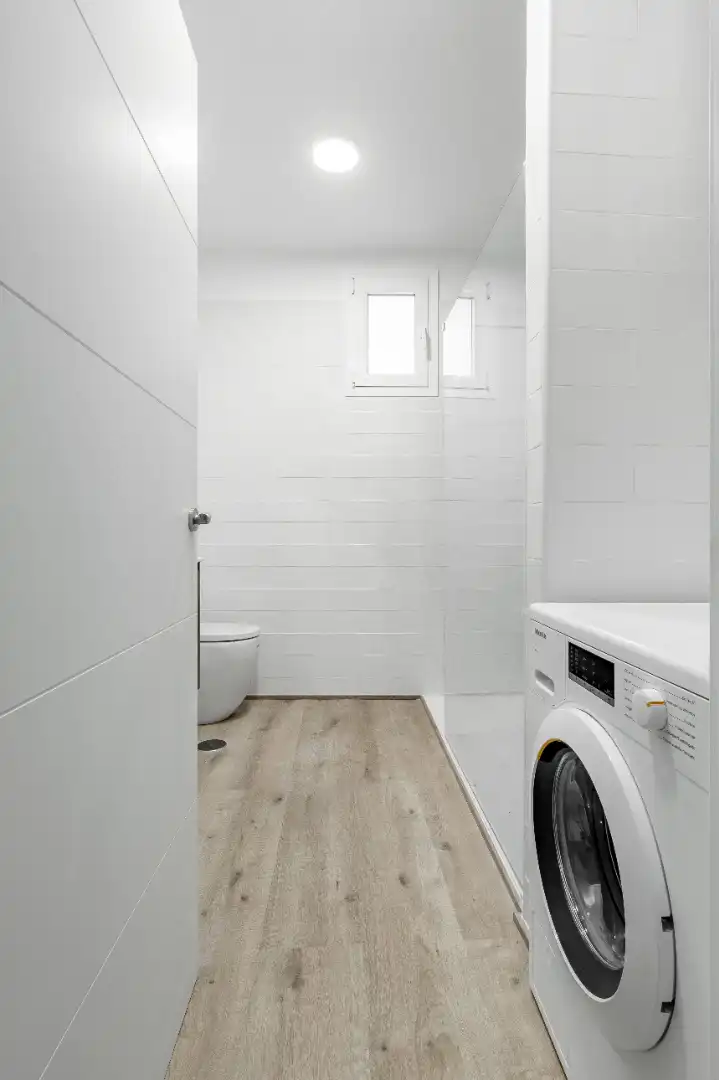 Baño de Piso en venta en Madrid con Aire acondicionado, Calefacción y Amueblado